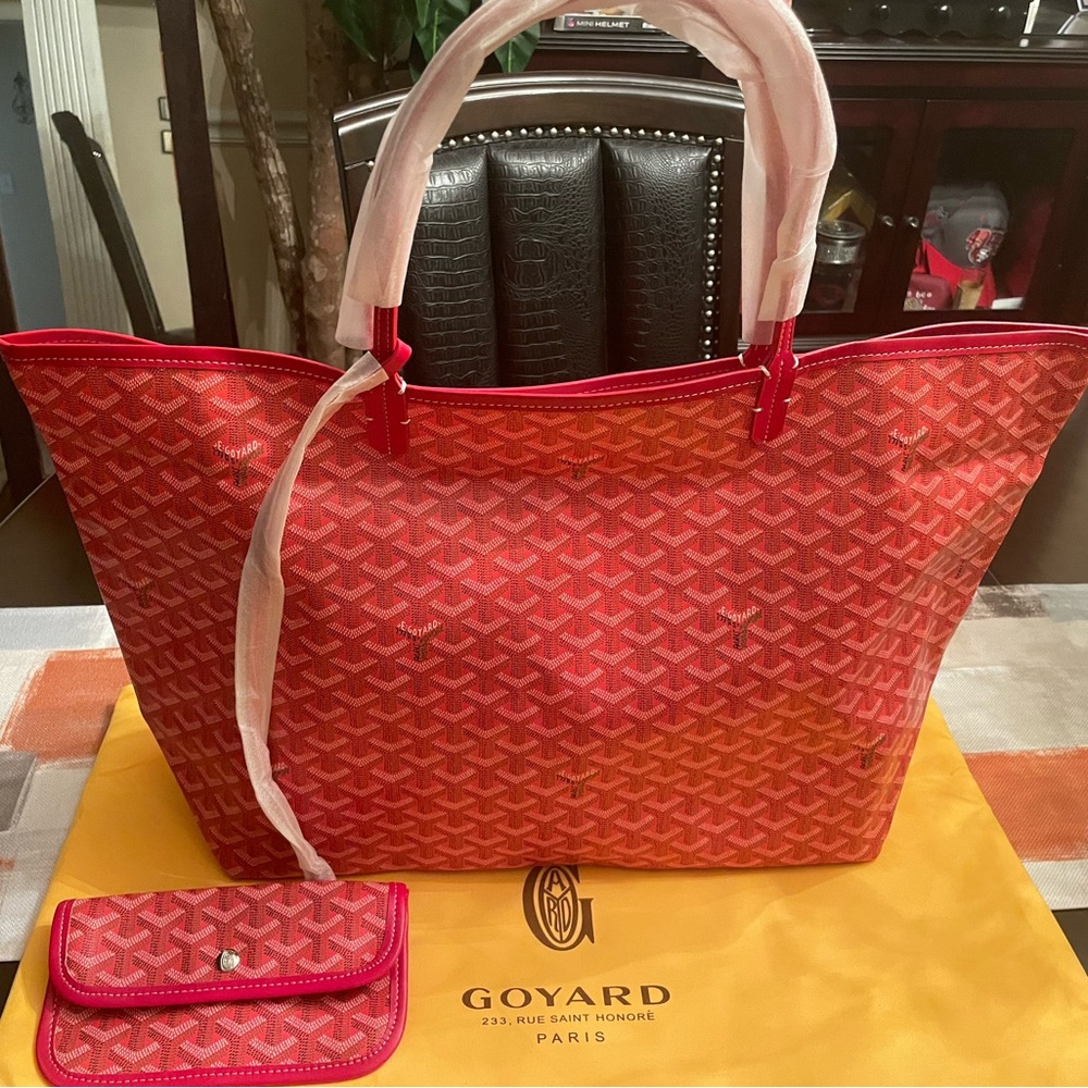 Extra Large Tote Bag Red. New. 34x20x40 cm
